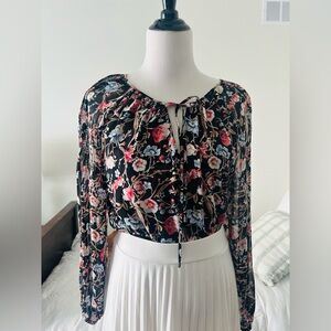 White House black market 10 Black blue Pink lined floral long sleeve blouse